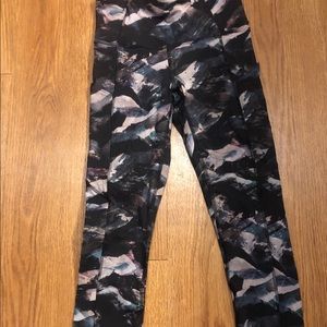 Lululemon Athletica fast and free leggings